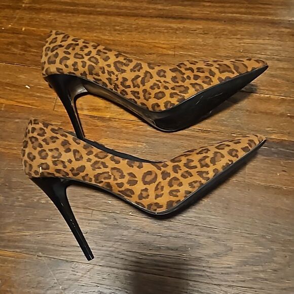 Torta Caliente leopard  shoes size  9M - Picture 3 of 5
